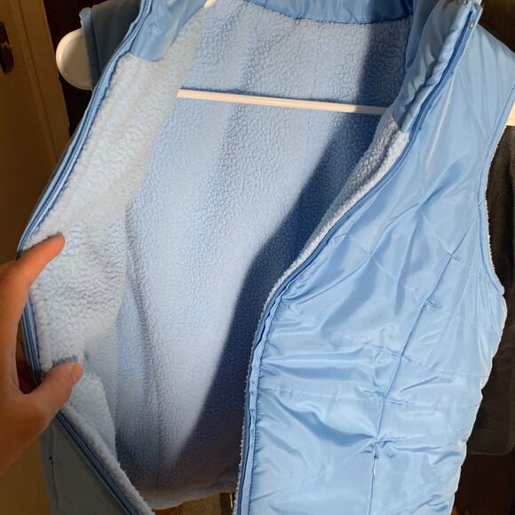 IZOD Women's Puffer Winter Blue Vest Size L - Picture 3 of 11